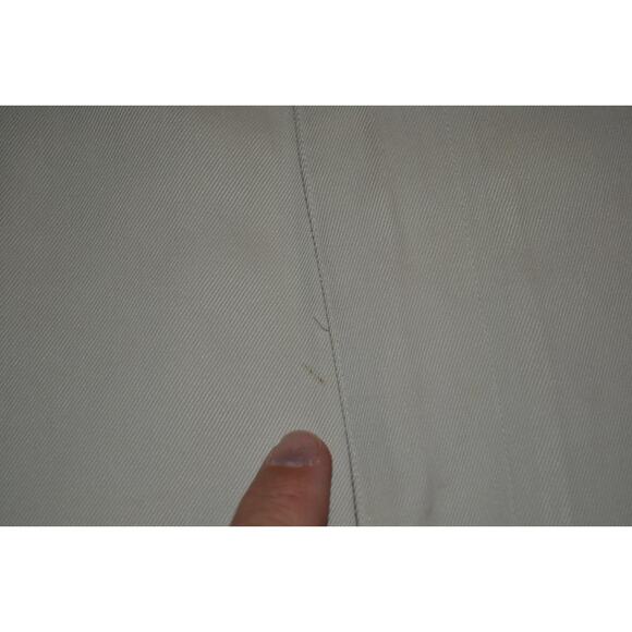 37824 Tommy Bahama Hawaiian Shorts Coconut Buttons Light Tan Silk Size 38 Mens - Picture 6 of 9